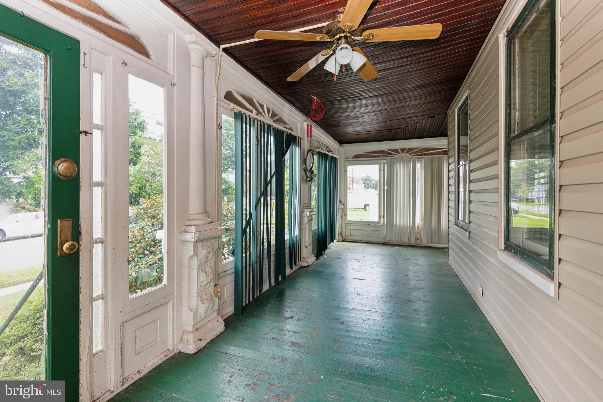 338 Hunter Avenue Plainfield, NJ 07063 - Photo 3 of 25