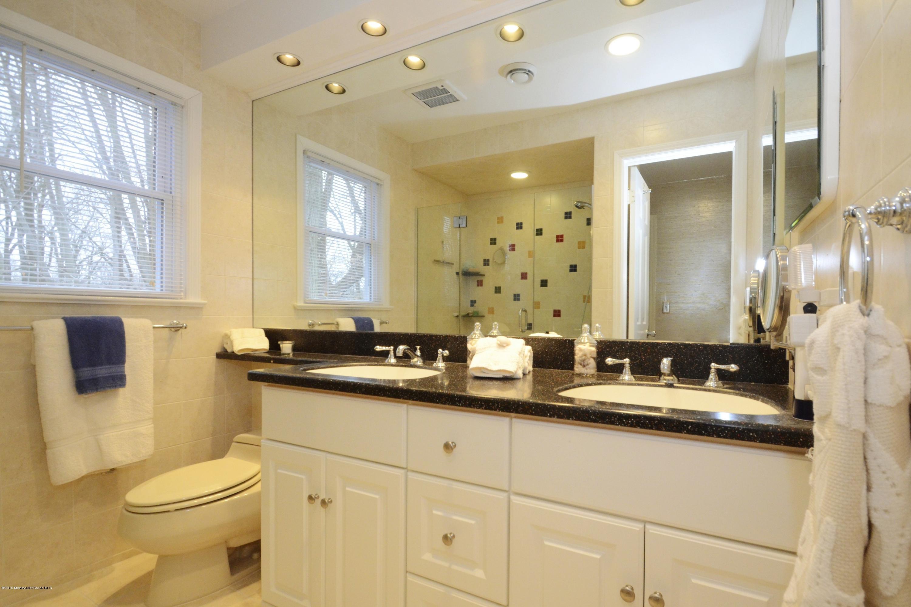 39 Tall Timber Road Middletown, NJ 07748 - Photo 8 of 18 Master Bath