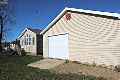 4040 East Wilson Road Clio, MI 48420 - Photo 28 of 32 20453409-27.JPG