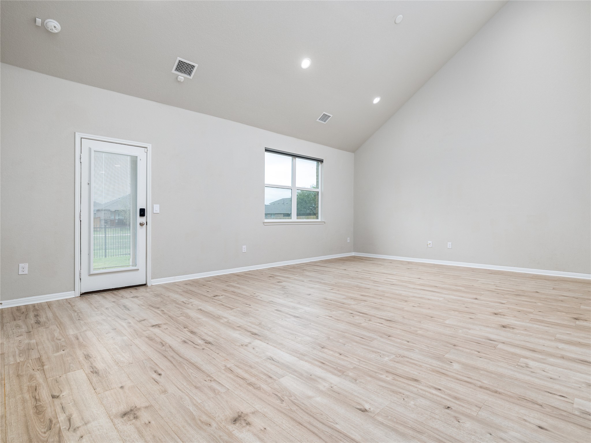 121 Struss Drive Georgetown, TX 78626 - Photo 6 of 14