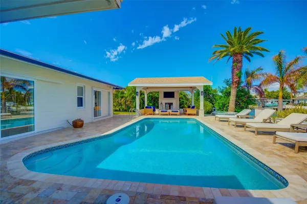 $14,500 | 807 Snug Island, Clearwater, FL 33767