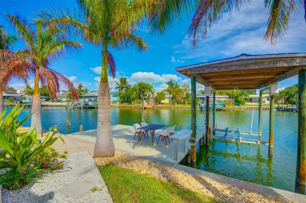 $14,500 | 807 Snug Island, Clearwater, FL 33767