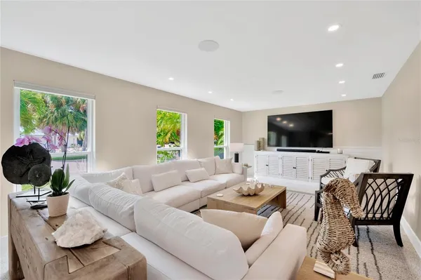 $14,500 | 807 Snug Island, Clearwater, FL 33767