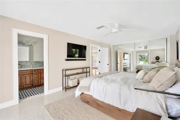 $14,500 | 807 Snug Island, Clearwater, FL 33767