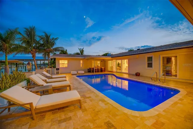 $14,500 | 807 Snug Island, Clearwater, FL 33767