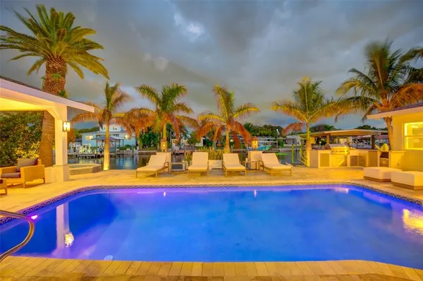 $14,500 | 807 Snug Island, Clearwater, FL 33767