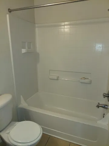 $1,495 | 708 B Claremont Parkway, Marble Falls, TX 78654