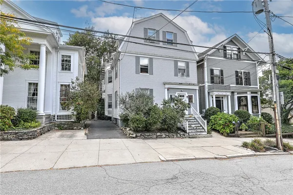 $1,295,000 | 109 Bowen Street, Providence, RI 02906