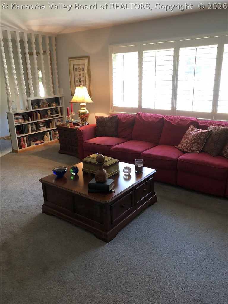 723 Lower Donnally Road Charleston, WV 25304 - Photo 4 of 28 Gallery Image 4