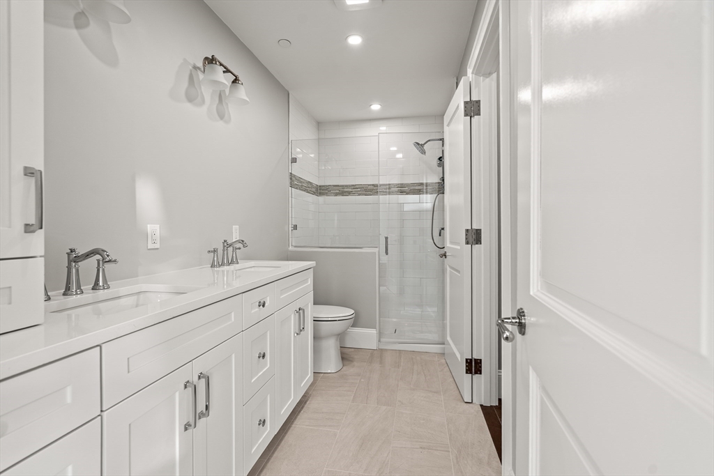 20 Mechanic Square, Unit 2 Marblehead, MA 01945 - Photo 21 of 29