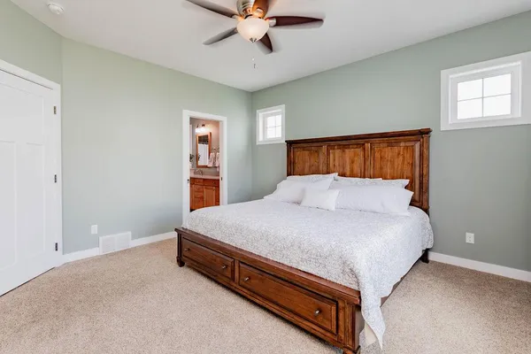 $735,000 | 126 37th Avenue East, West Fargo, ND 58078