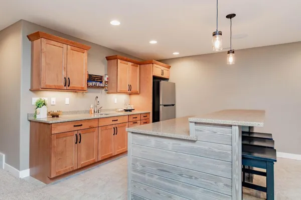 $735,000 | 126 37th Avenue East, West Fargo, ND 58078