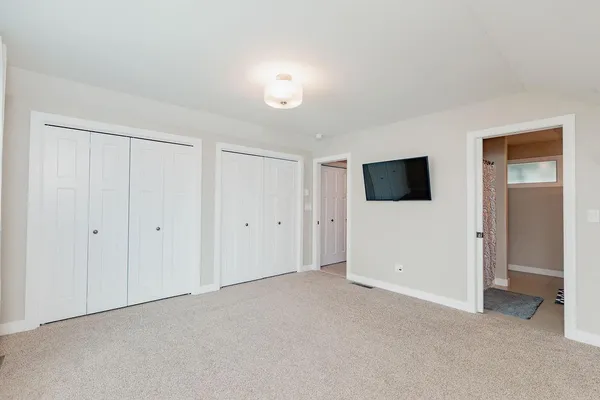 $735,000 | 126 37th Avenue East, West Fargo, ND 58078