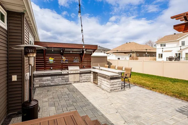 $735,000 | 126 37th Avenue East, West Fargo, ND 58078