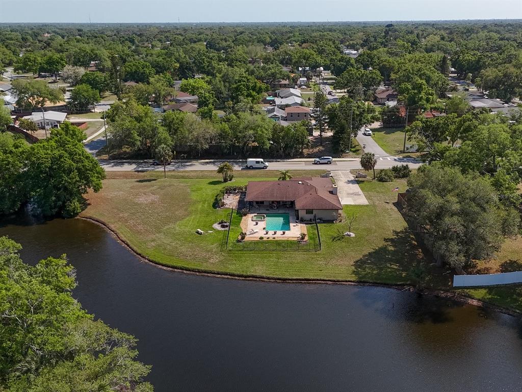 3927 Desoto Road Sarasota, FL 34243 - Photo 1 of 67
