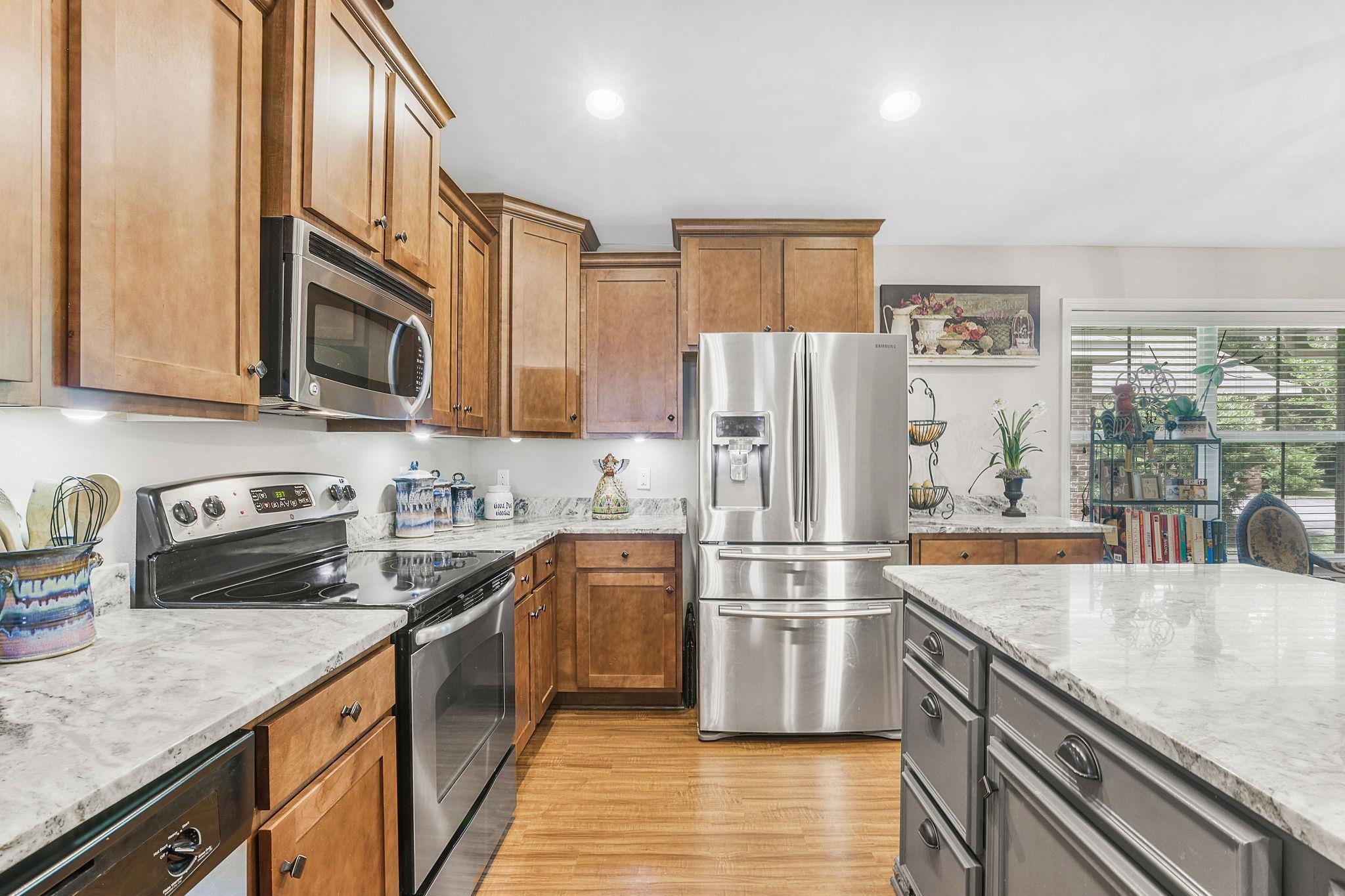 511 Charing Cross Street Fairhope, AL 36532 - Photo 5 of 19