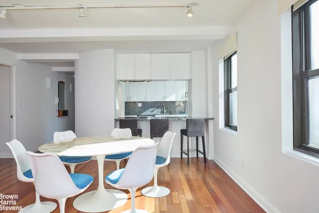 $1,395,000 | 235 East 49th Street, Unit 6BC | Midtown East