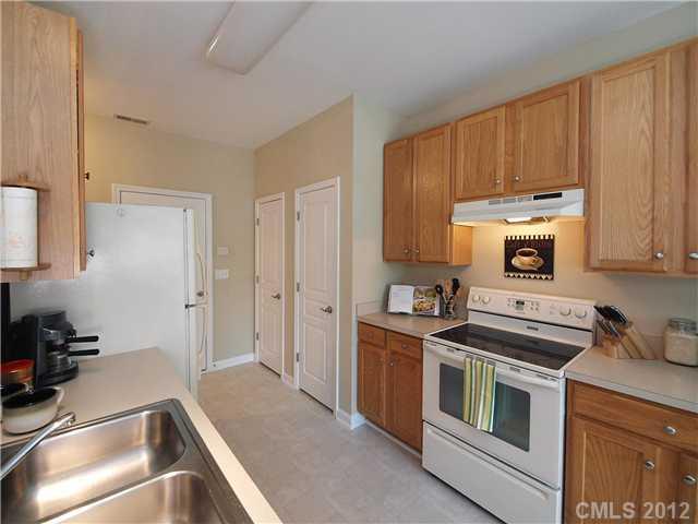 3324 Adair Marble Street Fort Mill, SC 29708 - Photo 8 of 16 Gallery Image 8
