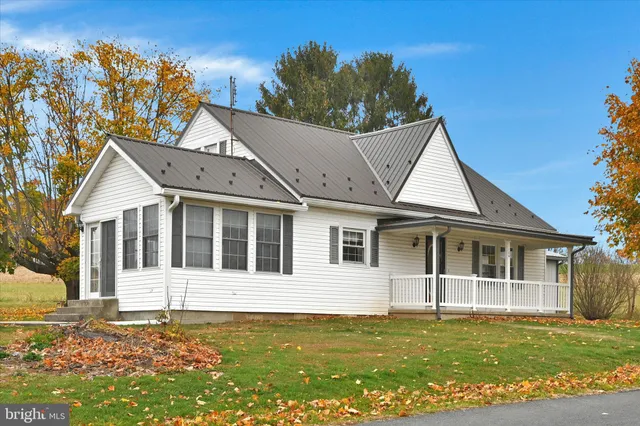 $300,000 | 209 Ridge Road, Pitman, PA 17964