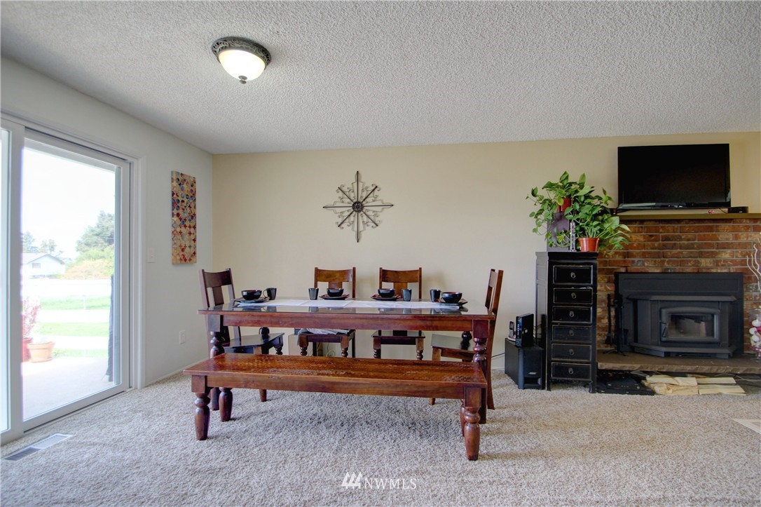 1919 Island View Road Oak Harbor, WA 98277 - Photo 6 of 25 Gallery Image 6