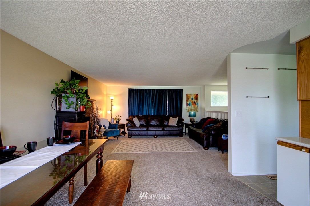 1919 Island View Road Oak Harbor, WA 98277 - Photo 7 of 25 Gallery Image 7