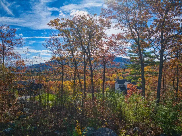 $1,095,000 | 30 Greystone Lane, Newbury, NH 03255