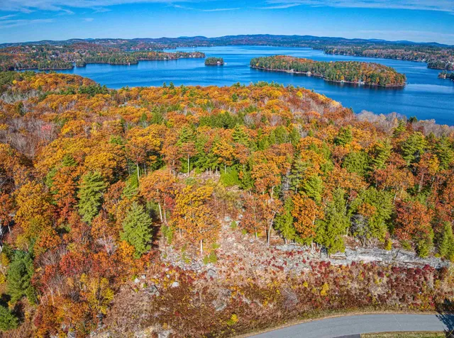 $1,095,000 | 30 Greystone Lane, Newbury, NH 03255
