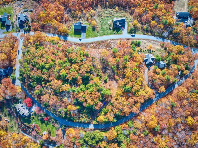 $1,095,000 | 30 Greystone Lane, Newbury, NH 03255