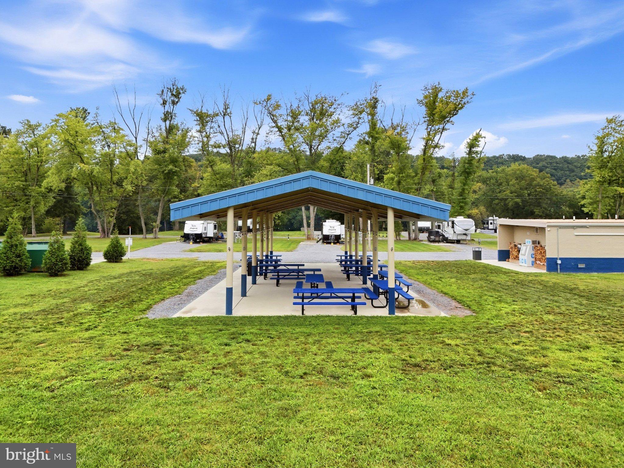 203 Rappahannock Run Falling Waters, WV 25419 - Photo 55 of 59 Gallery Image 55