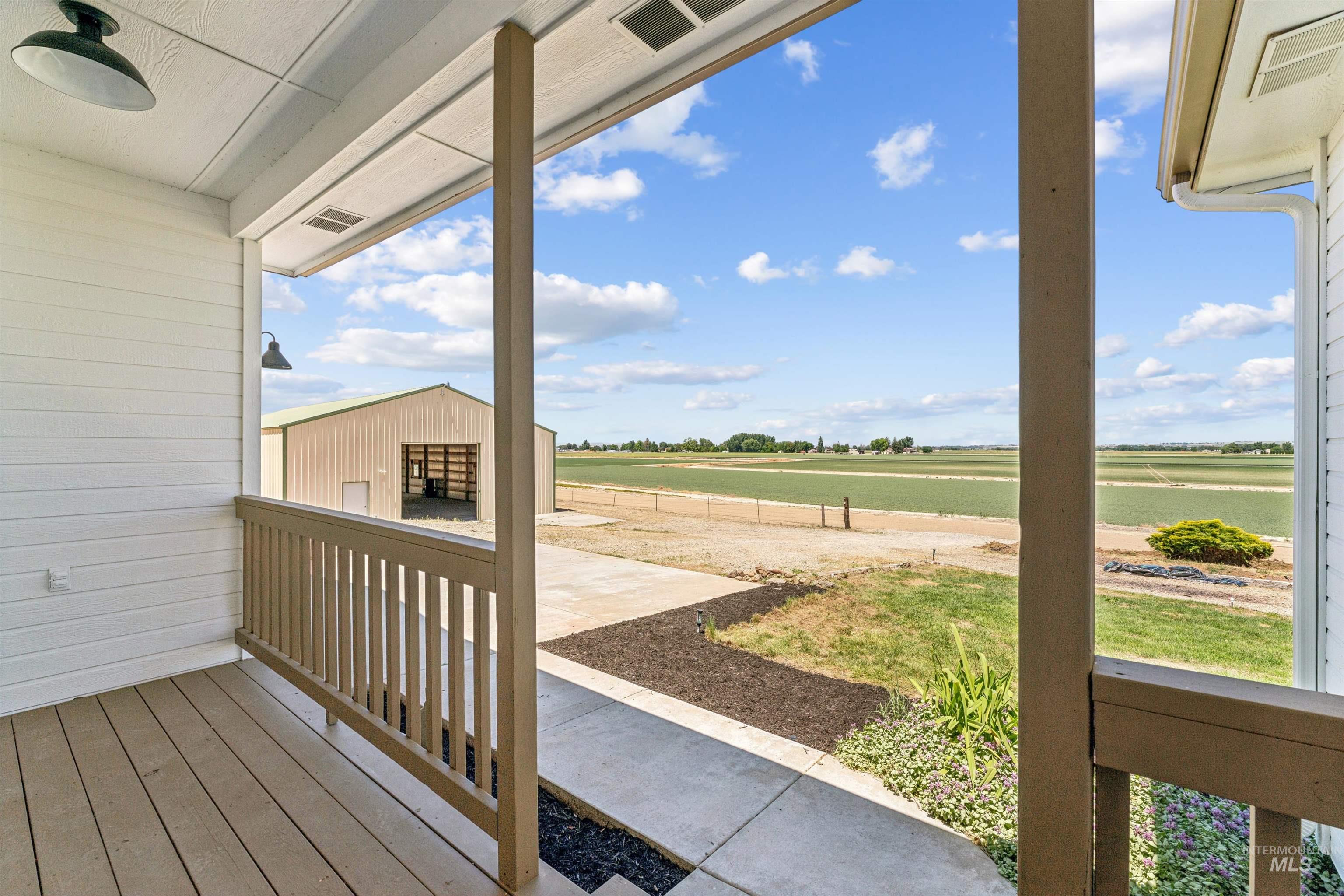 28135 Canal Road Parma, ID 83660 - Photo 6 of 50