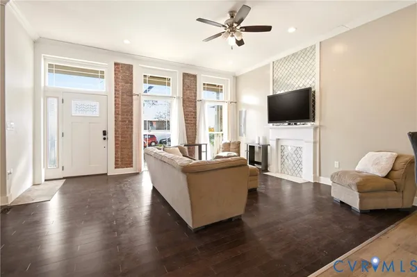 $699,000 | 1006 West Marshall Street, Richmond, VA 23220