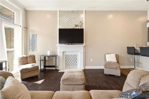 $699,000 | 1006 West Marshall Street, Richmond, VA 23220