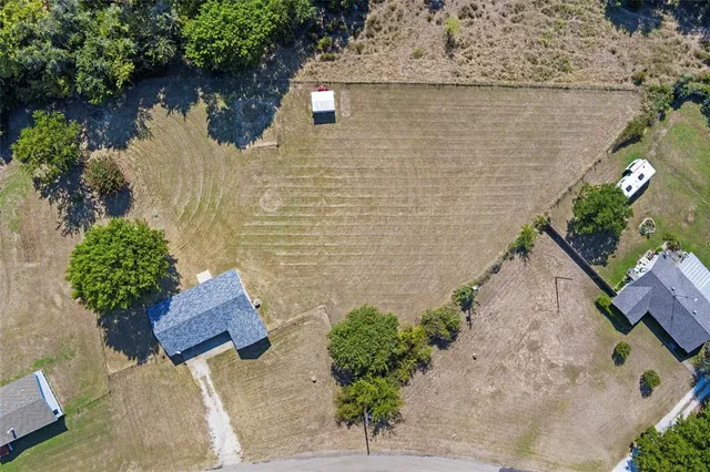 $2,100 | 3400 Sarra Lane, Springtown, TX 76082