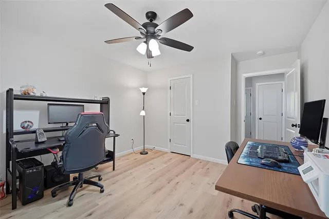 $2,100 | 3400 Sarra Lane, Springtown, TX 76082