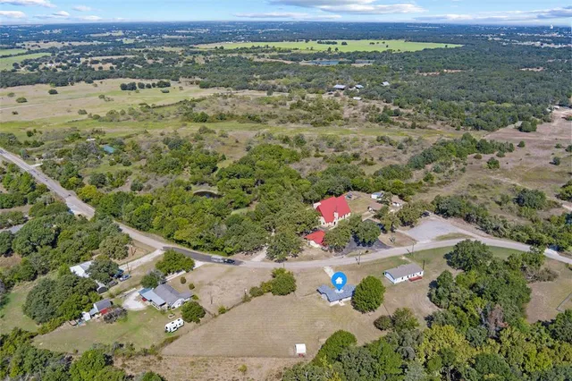 $2,100 | 3400 Sarra Lane, Springtown, TX 76082