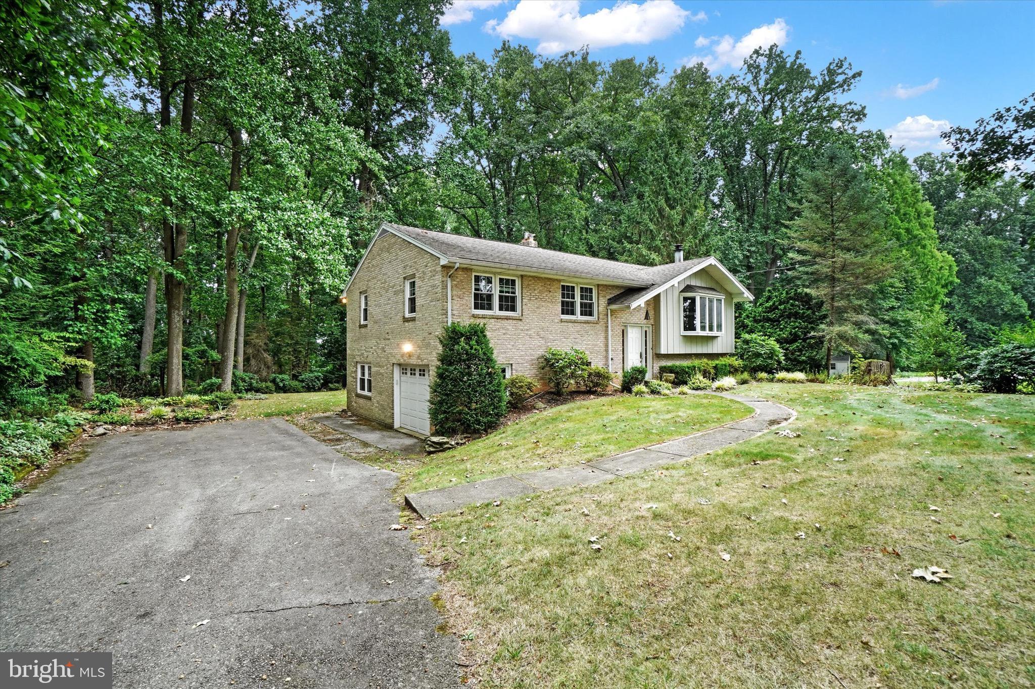 233 Reynolds Mill Road York, PA 17403 - Photo 17 of 25 Gallery Image 17