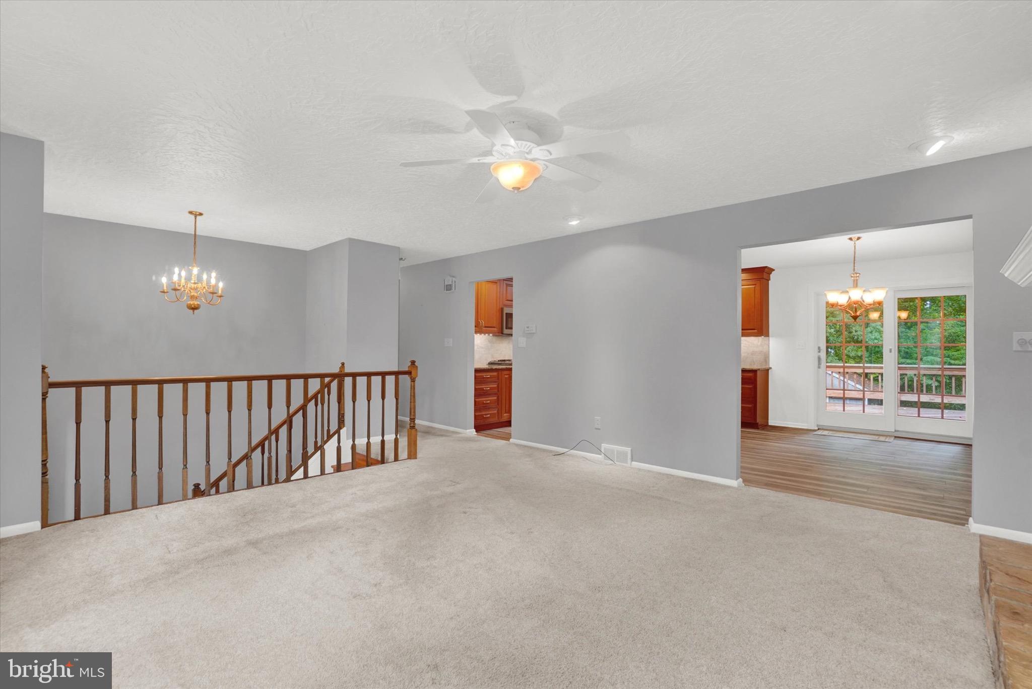 233 Reynolds Mill Road York, PA 17403 - Photo 4 of 25 Gallery Image 4