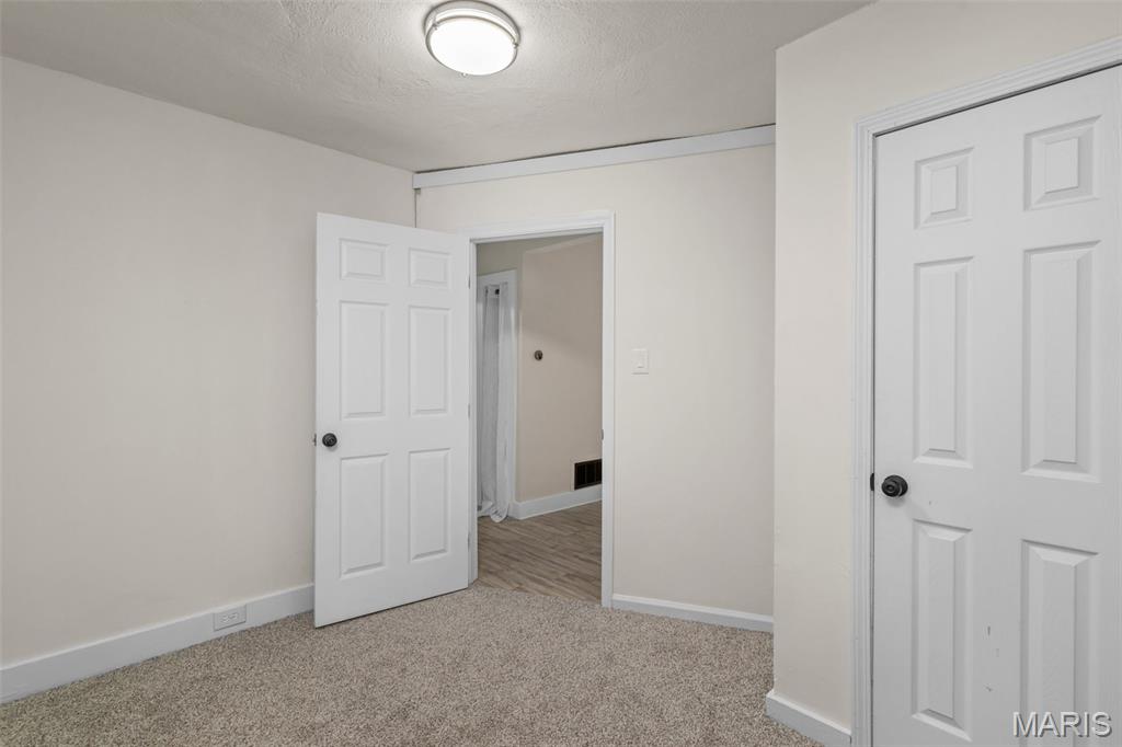 434 Harrison Avenue Ferguson, MO 63135 - Photo 15 of 34