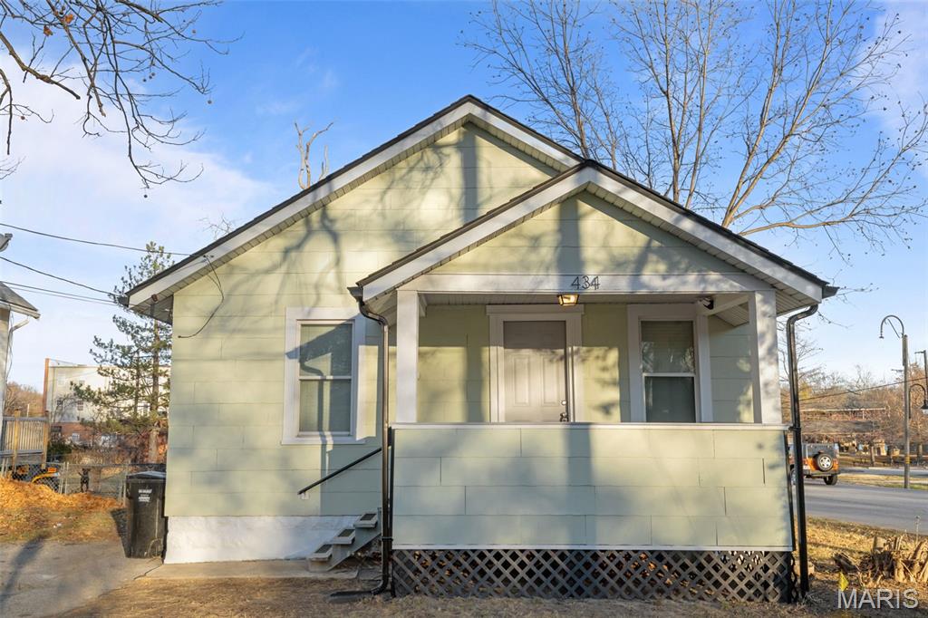 434 Harrison Avenue Ferguson, MO 63135 - Photo 2 of 34