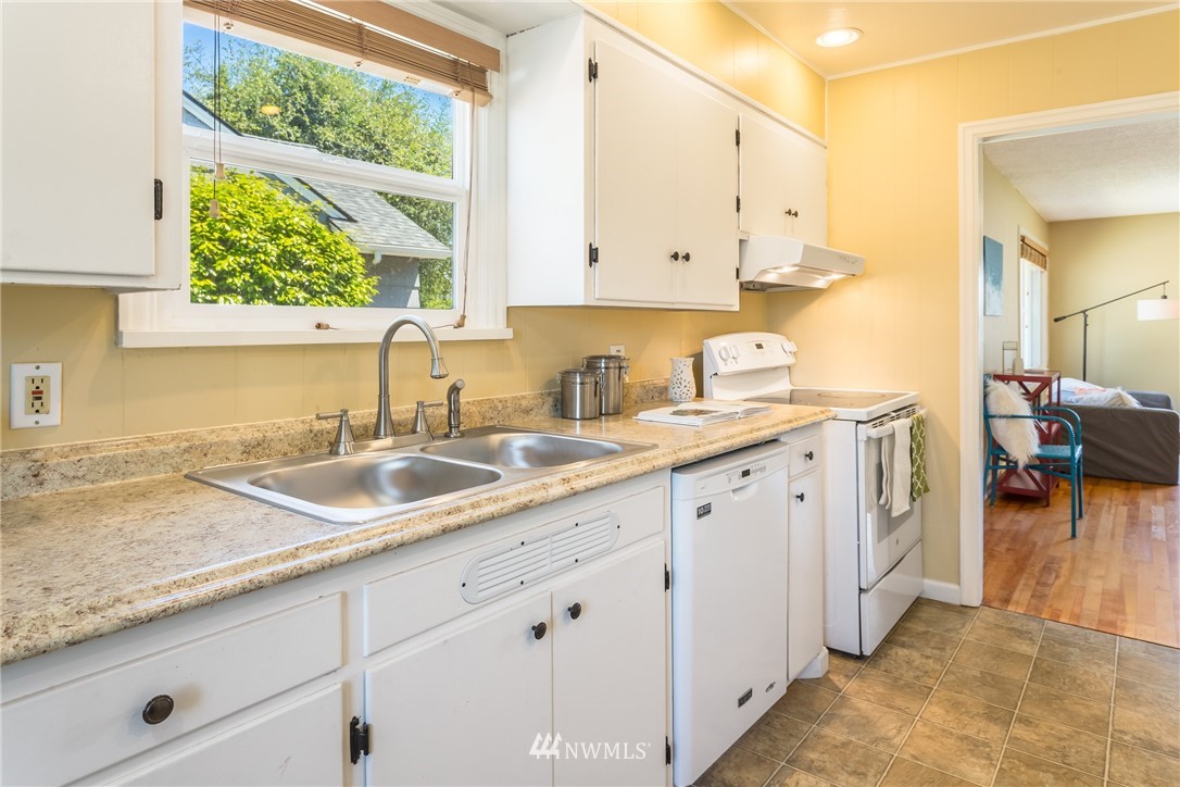 19 Fern Road Everett, WA 98203 - Photo 8 of 22