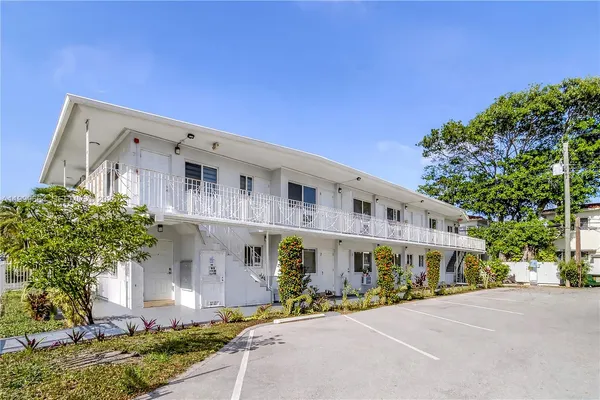 $239,900 | 8129 Abbott Avenue, Unit 10, Miami Beach, FL 33141