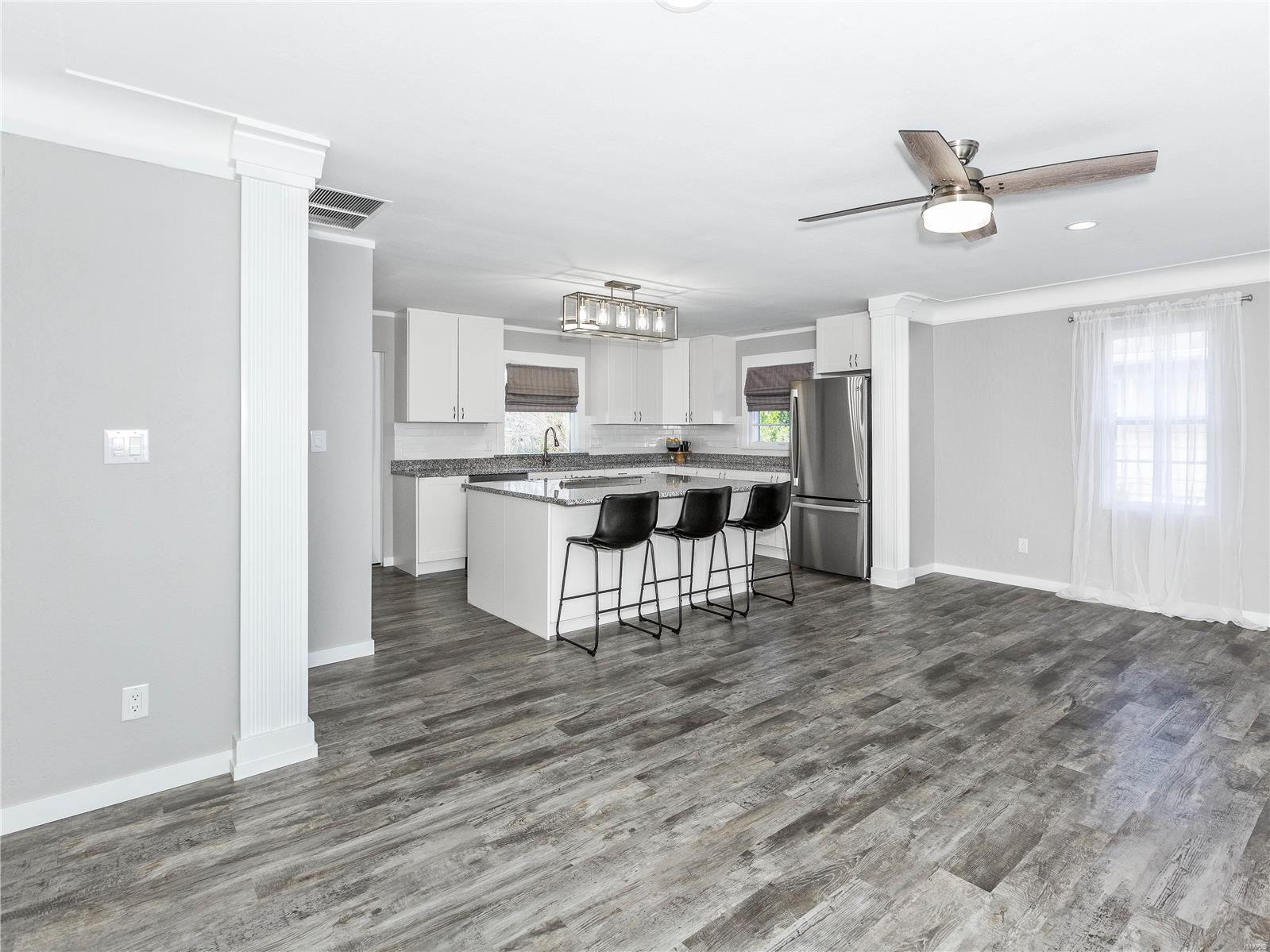 9957 South Road Fairview Heights, IL 62208 - Photo 3 of 17 Gallery Image 3