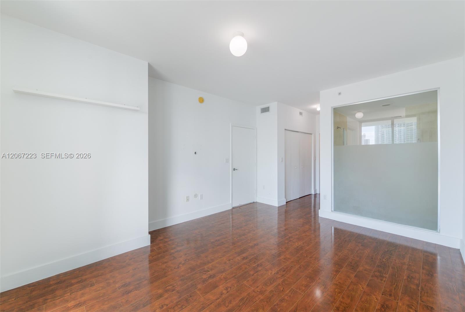 90 Southwest 3rd Street, Unit 2501 Miami, FL 33130 - Photo 10 of 42 Gallery Image 10