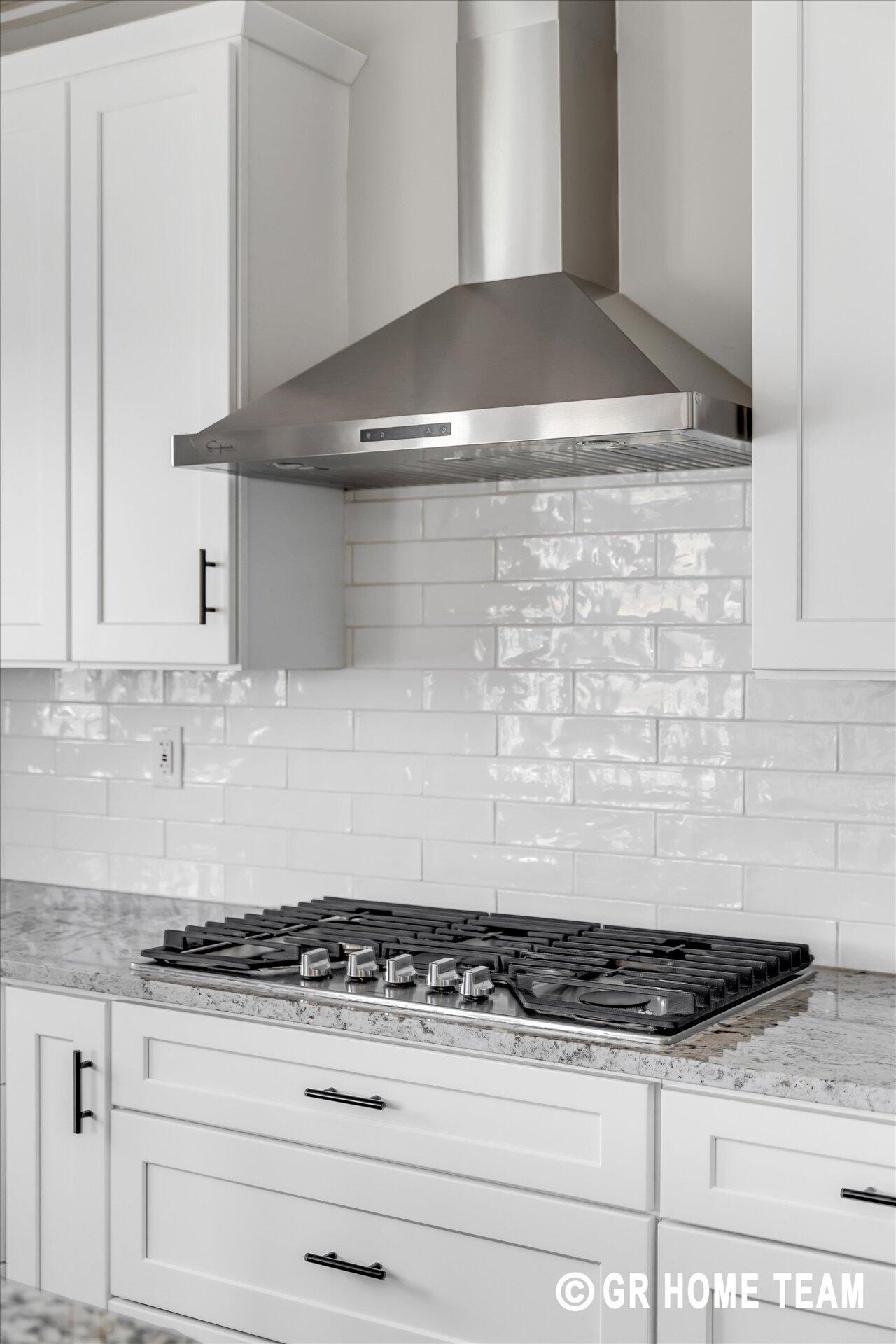 5668 West Cutler Road Lakeview, MI 48850 - Photo 17 of 62 Kitchen
