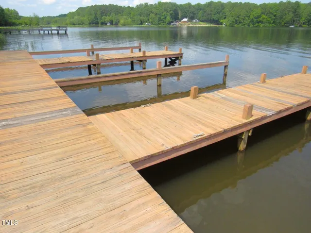 a view of a lake with houses