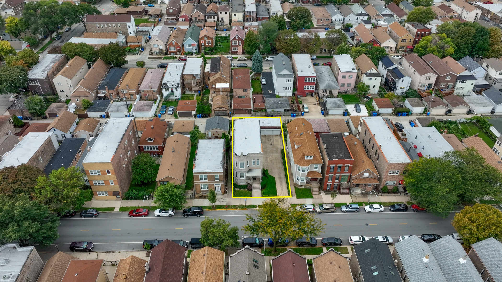 2954 South Loomis Street Chicago, IL 60608 - Photo 74 of 80 an aerial view of multiple house