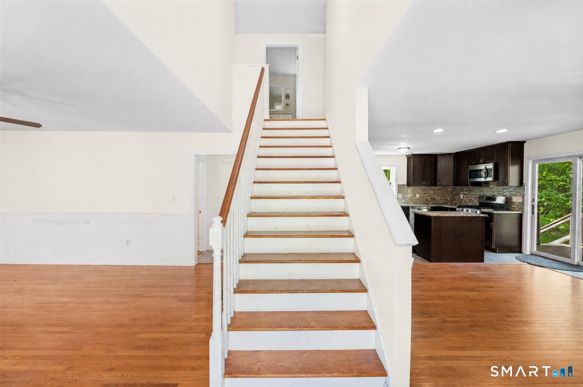 608 English Neighborhood Road Woodstock, CT 06281 - Photo 5 of 39