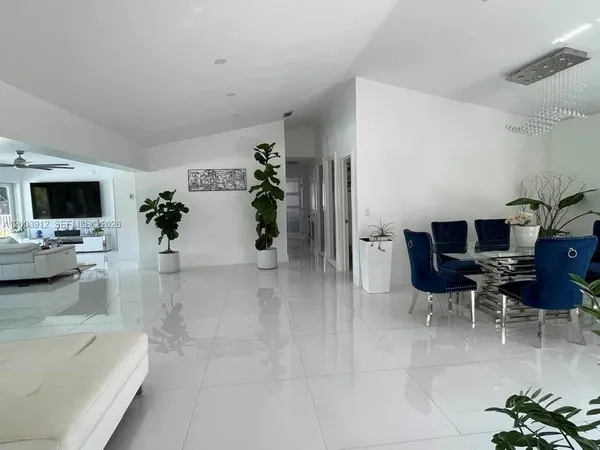 $6,000 | 15551 Southwest 155th Avenue, Miami, FL 33187