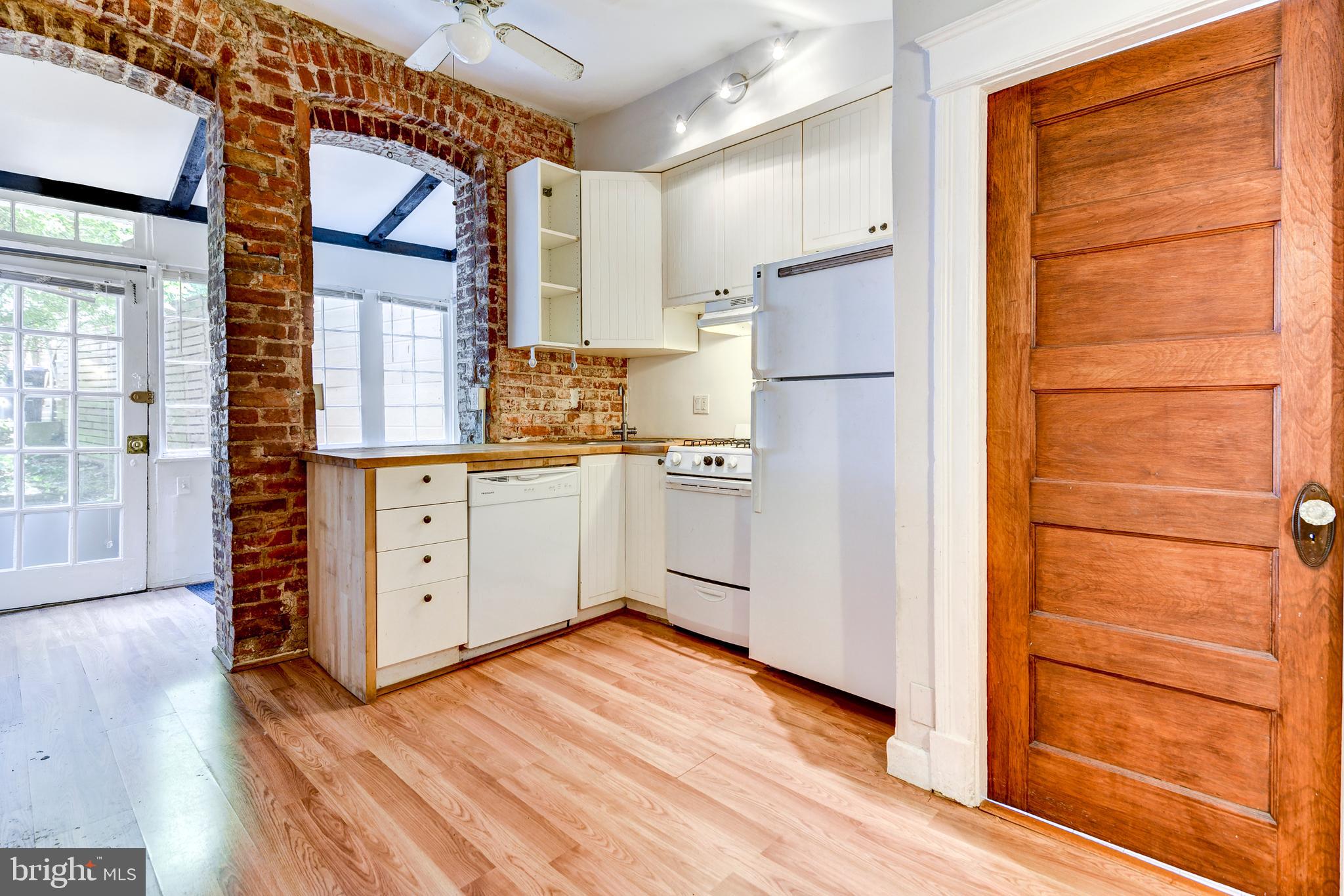 1935 Park Road Northwest Washington, DC 20010 - Photo 5 of 37