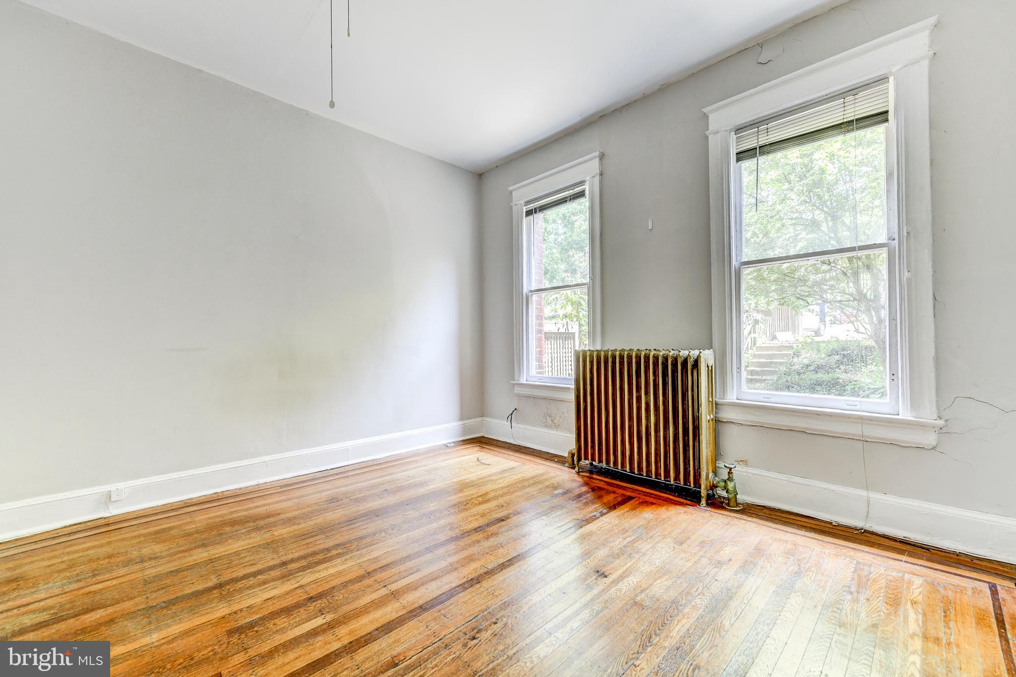 1935 Park Road Northwest Washington, DC 20010 - Photo 10 of 37